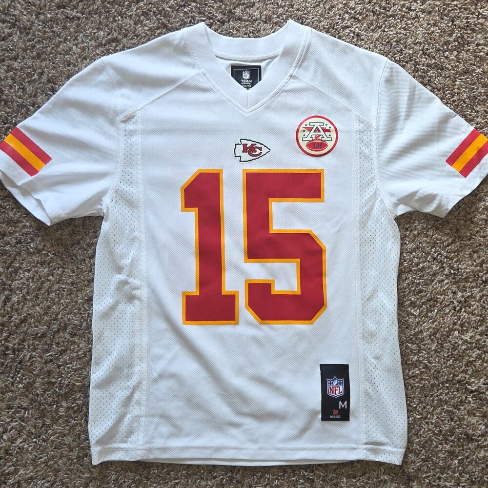 Kansas City Chiefs Patrick Mahomes Jersey size Youth medium (10/12)